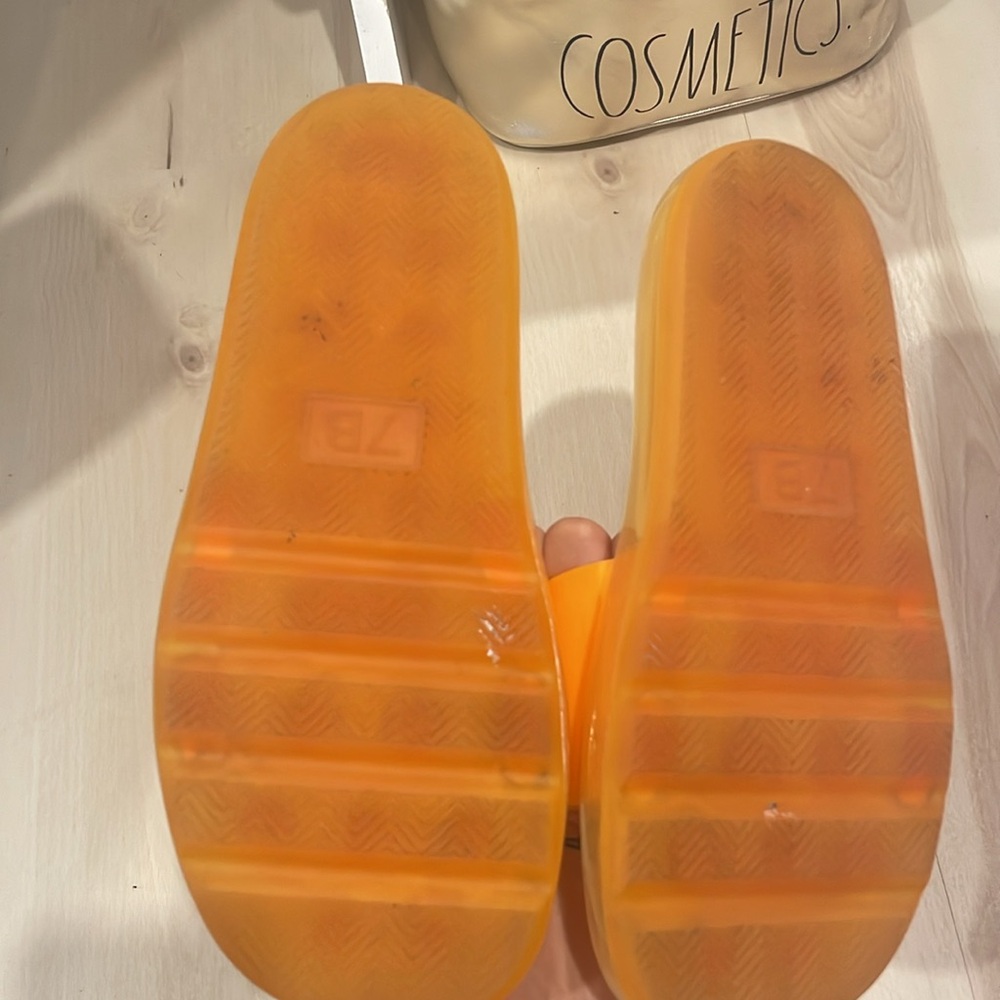Tory Burch Jelly bubble shoes - Picture 5 of 7